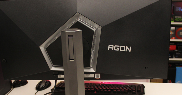 AGON PRO AG326UD OLED-Monitor im Test