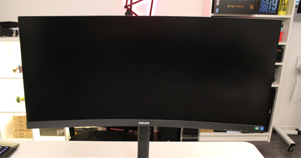 Philips 3000 Series 34B2U3600C im Test