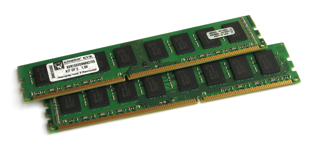 Rudimentär: Die ValueRAM-DDR3-1333-Riegel<br />kommen im gewohnten Look ohne Heatspreader daher.<br /><br />