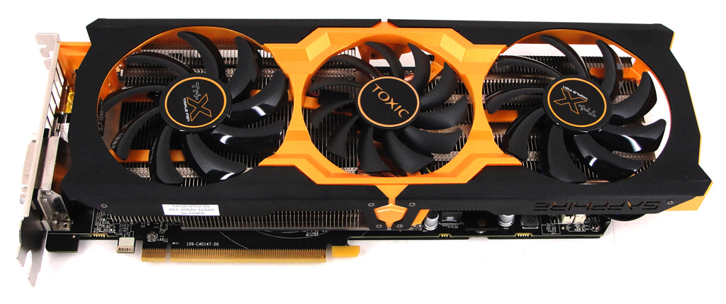 Die Sapphire TOXIC Radeon R9 270X mit eigenem Kühlsystem im Überblick.