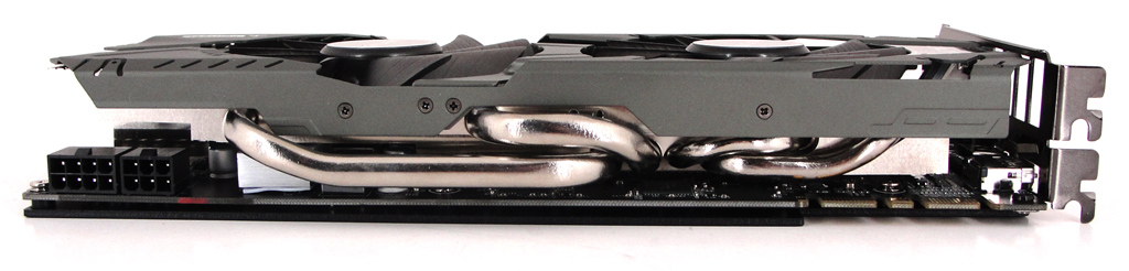 Die GALAX GTX 970 EXOC Black Edition in der Seitenansicht.