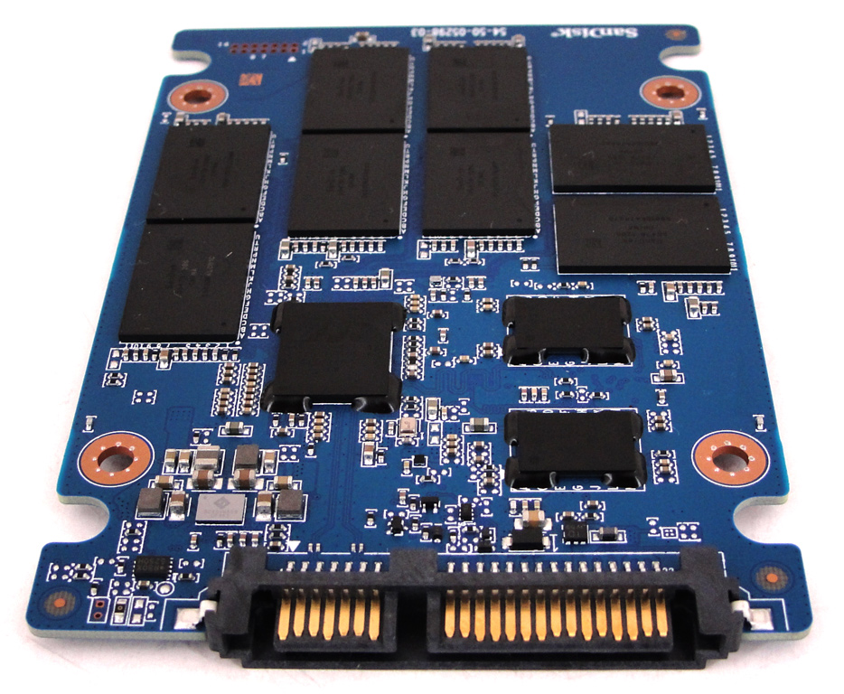 Die X400 setzt auf 15-nm-TLC-NAND-Flash von SanDisk.