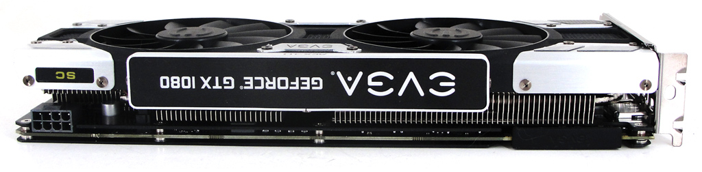 Die EVGA GeForce GTX 1080 SC Gaming ACX 3.0 von der Seite.