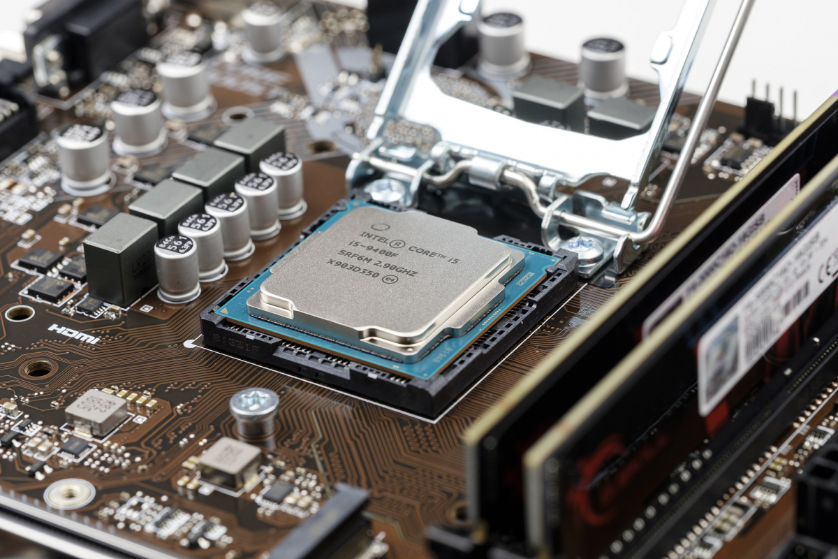 Auf den richtigen CPU-Sockel zu achten, ist eine der grundlegenden Entscheidungen (Bildquelle: Pixabay)